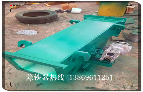 永磁管道自卸式除鐵器，永磁管道自卸式除鐵器廠(chǎng)家_技術(shù)參數_永磁管道自卸式除鐵器廠(chǎng)家磁塊安裝方式_如何換帶