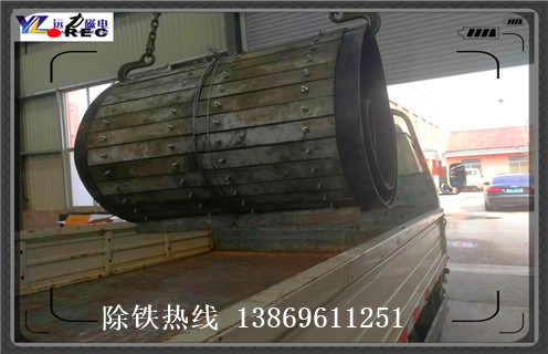 皮帶式除鐵器，臨朐皮帶式除鐵器_臨朐皮帶式除鐵器皮帶原因及如何調_刮板價(jià)格