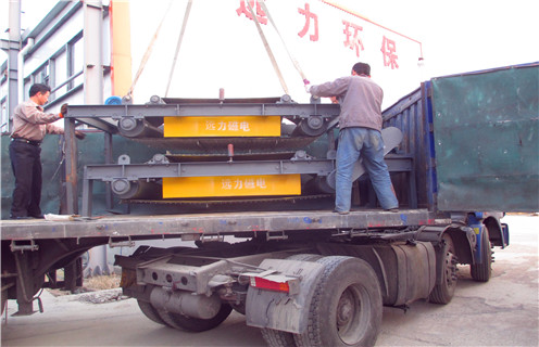 自卸式永磁除鐵器，河北自卸式永磁除鐵器公司_技術(shù)參數_河北自卸式永磁除鐵器公司磁塊安裝方式_如何換帶   